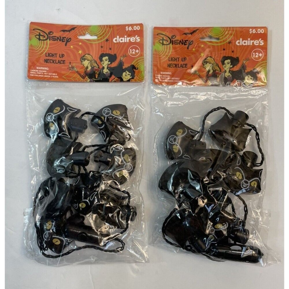 2 Disney Claire’s Halloween Hocus Pocus Light Up Necklace Black Cat Pair